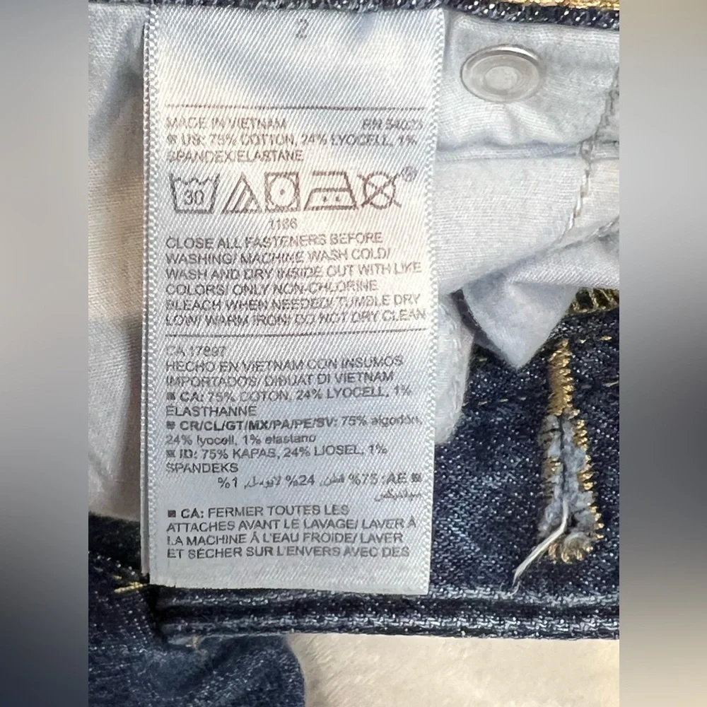 ✨3 for $10✨ OLD NAVY High Rise Slouchy Straight Secret-Slim Pockets Size 2 - Picture 14 of 14